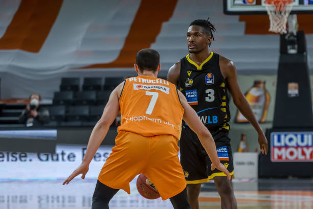 奥巴梅扬 奥巴梅扬