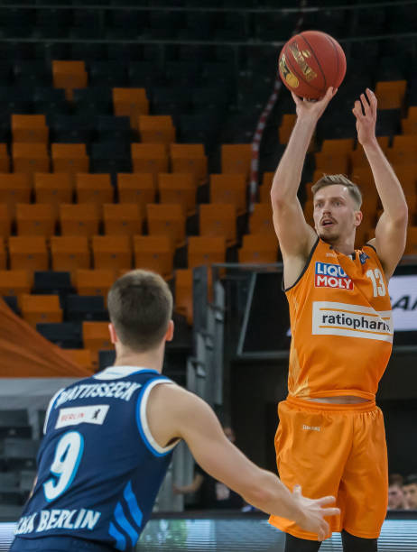 手的猛烈进 手的猛烈进