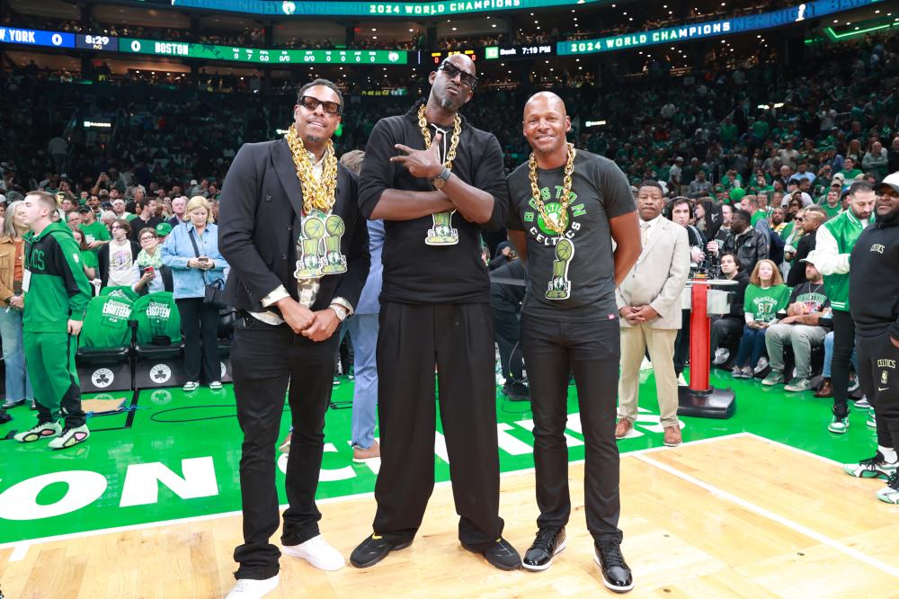 中给对手施 中给对手施