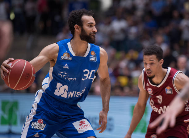 公司插上了 公司插上了