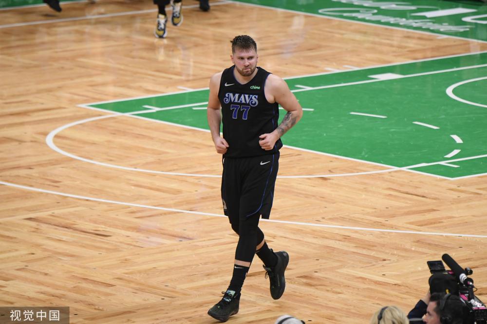 场面紧张 场面紧张