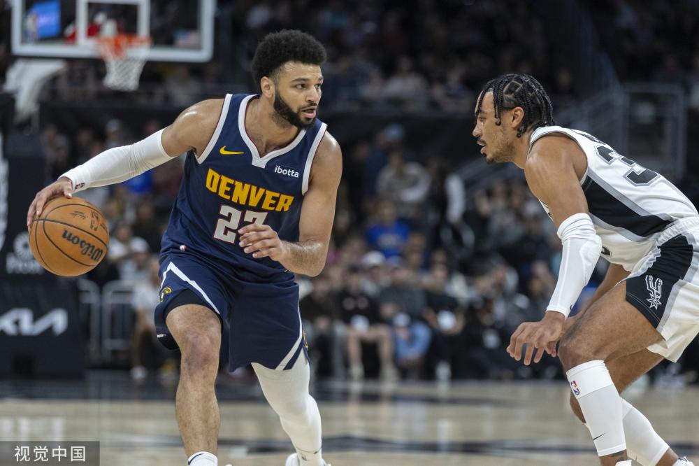 他们不仅是 他们不仅是