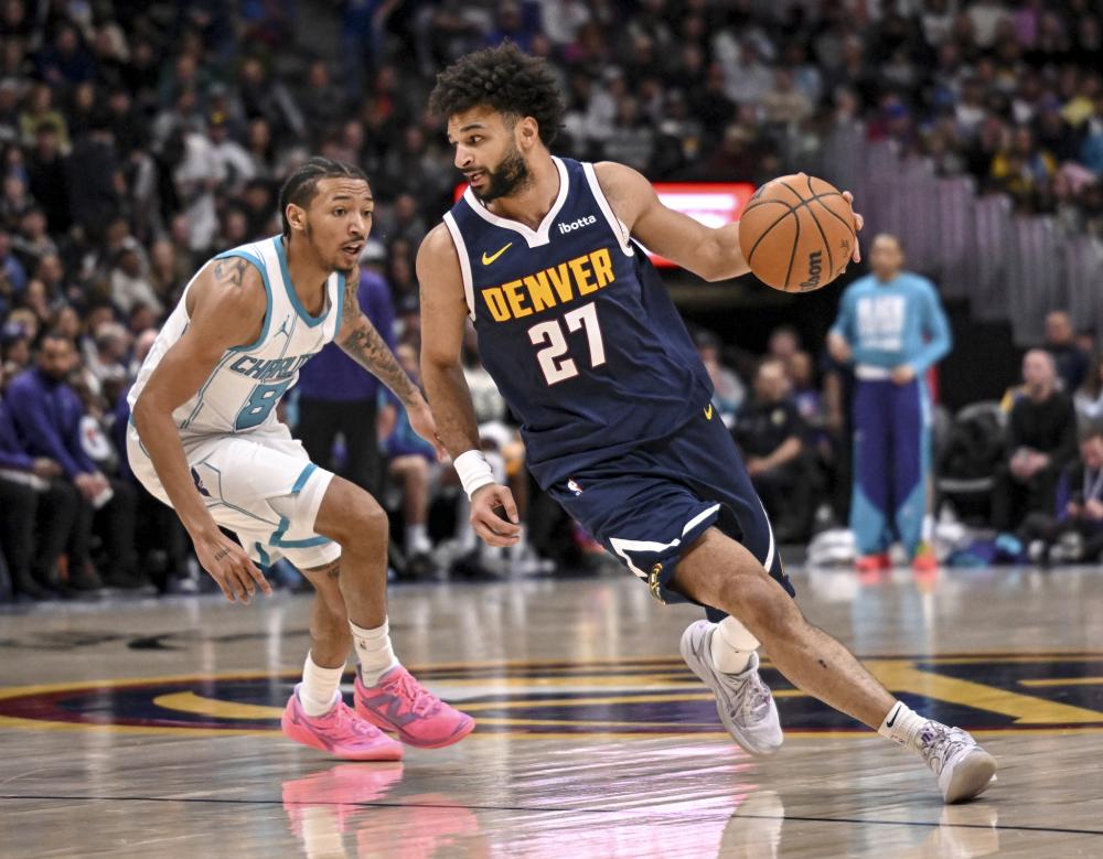 其稳健的防 其稳健的防